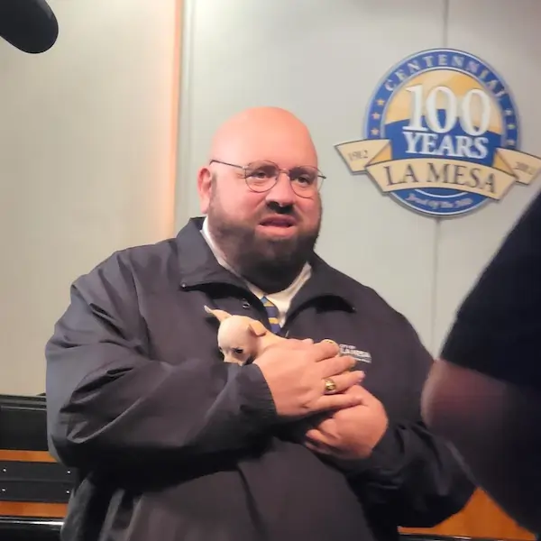 Mark Arapostathis, Mayor of La Mesa rescuing animals
